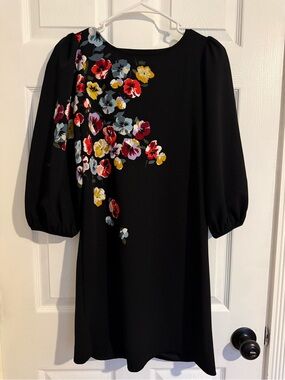 Ann Taylor Black Floral Puff-Sleeve Shift Dress